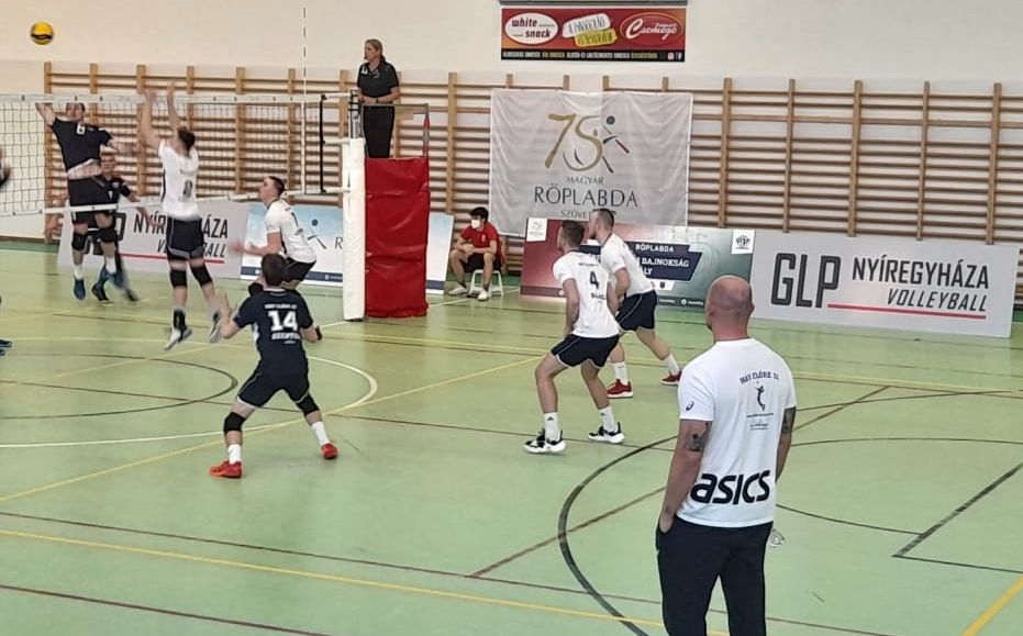 Röplabda: a MÁV Előre férfiak megnyerték a bajnokság első körét!